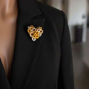 Elegant Yellow & Cream Heart Brooch